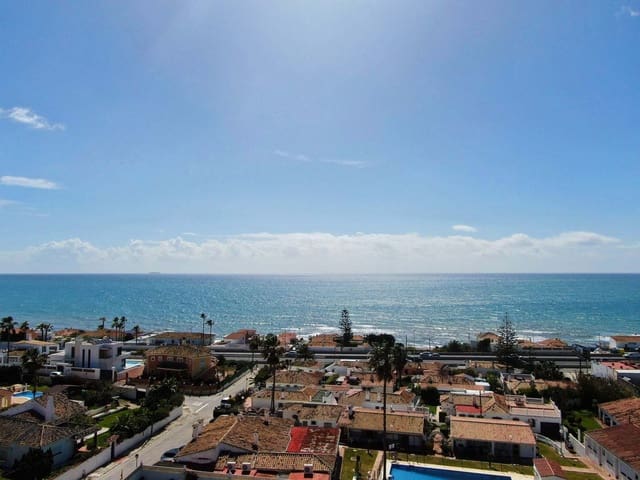 5 Zimmer Villa zu verkaufen in La Cala de Mijas, Mijas - 1.450.000 € (Ref: 9540430)