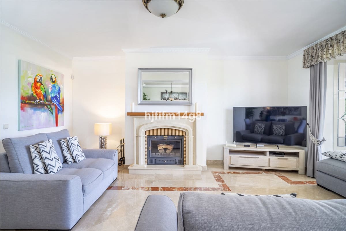 3 Zimmer Haus zu verkaufen in Nueva Andalucia mit Pool - 1.475.000 € (Ref: 9540441)