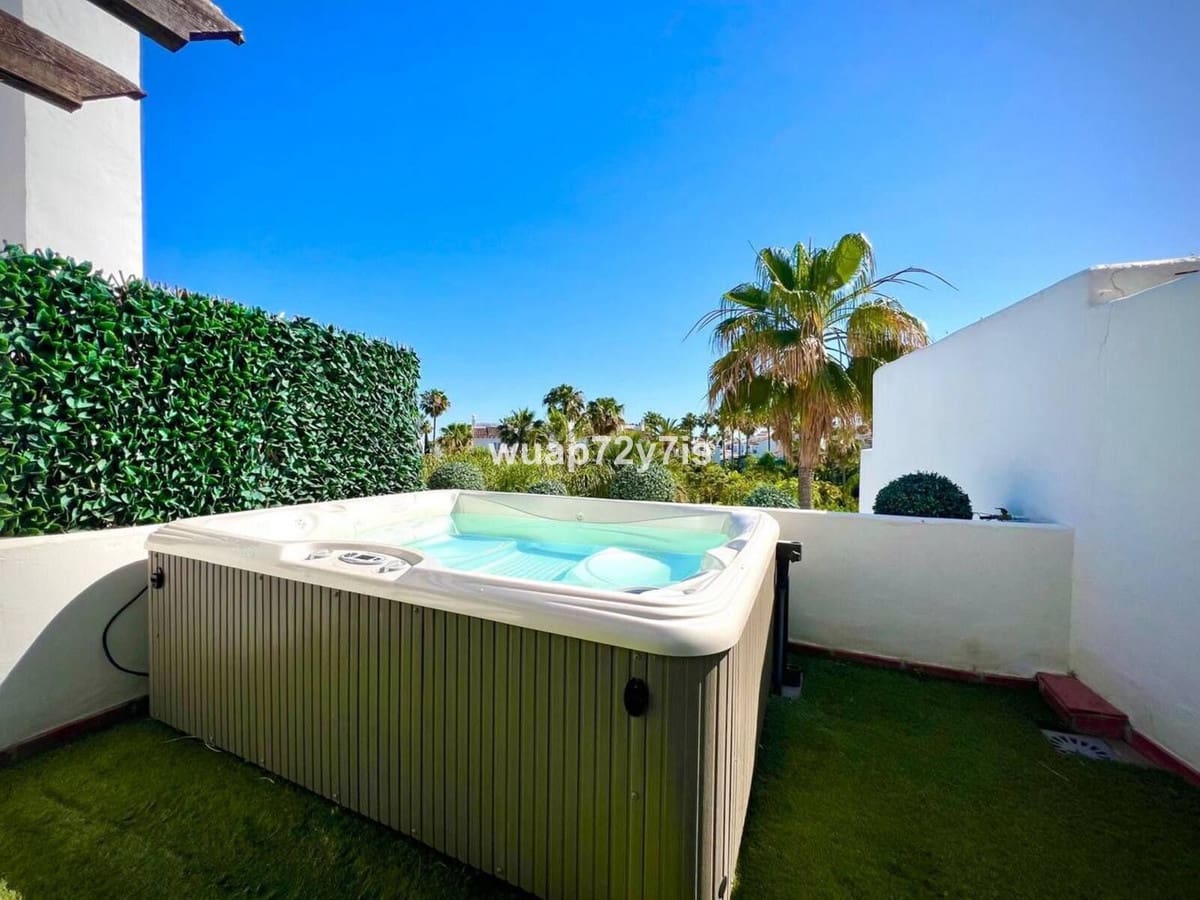 4 camera da letto Casa in vendita in Estepona con piscina - 1.475.000 € (Rif: 9540442)