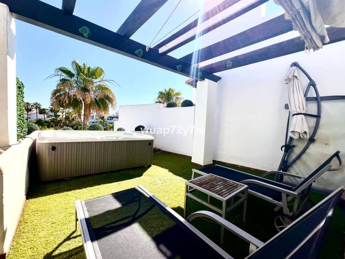 4 camera da letto Casa in vendita in Estepona con piscina - 1.475.000 € (Rif: 9540442)