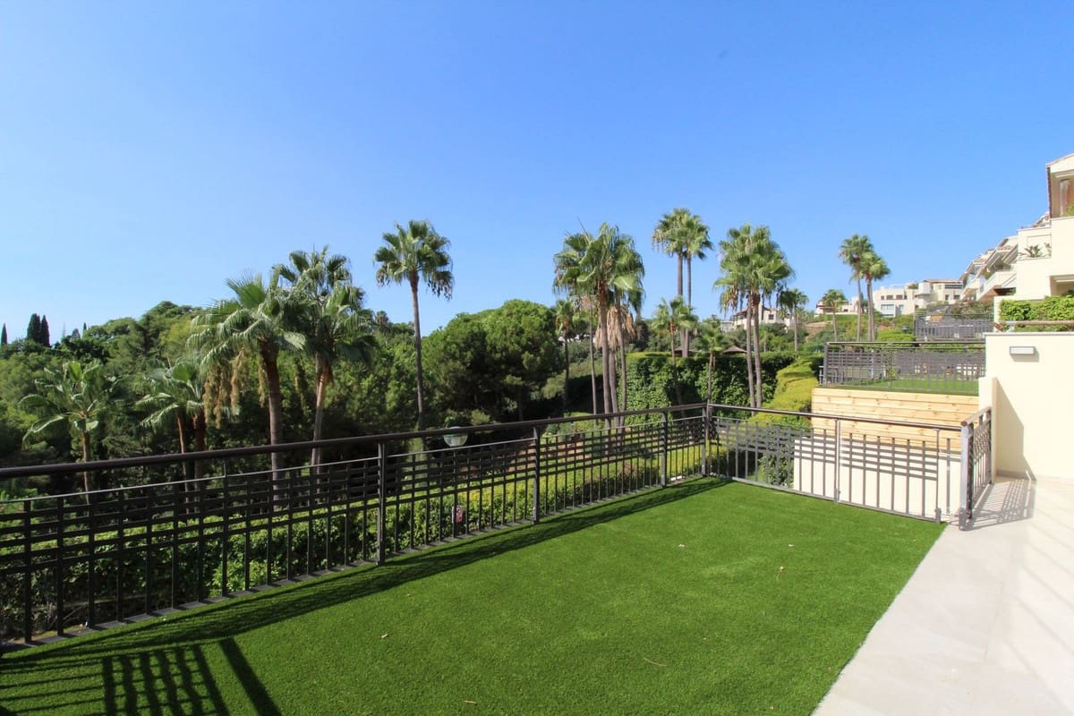 3 quarto Apartamento para venda em Golden Mile com piscina - 1 485 000 € (Ref: 9540444)