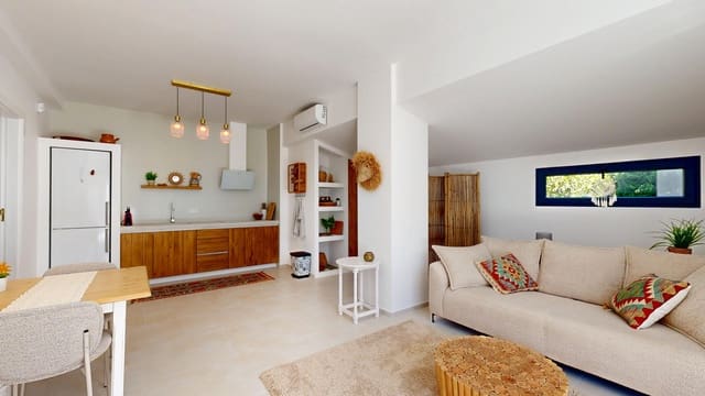 3 sypialnia Willa na sprzedaż w Centro, Estepona z basenem - 1 395 000 € (Ref: 9540450)