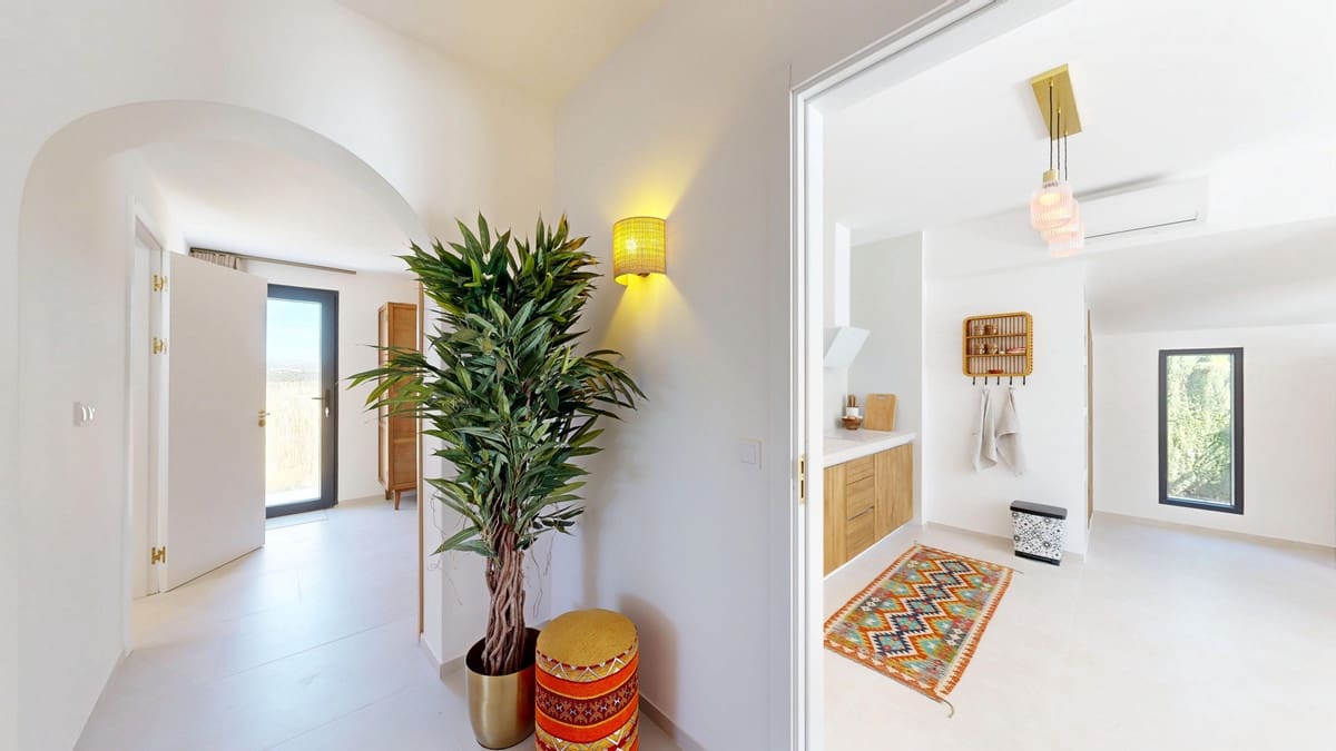 3 sypialnia Willa na sprzedaż w Estepona z basenem - 1 395 000 € (Ref: 9540450)