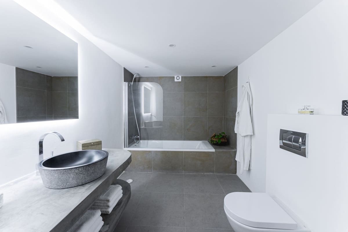 4 camera da letto Villa in vendita in New Golden Mile con garage - 1.495.000 € (Rif: 9540453)