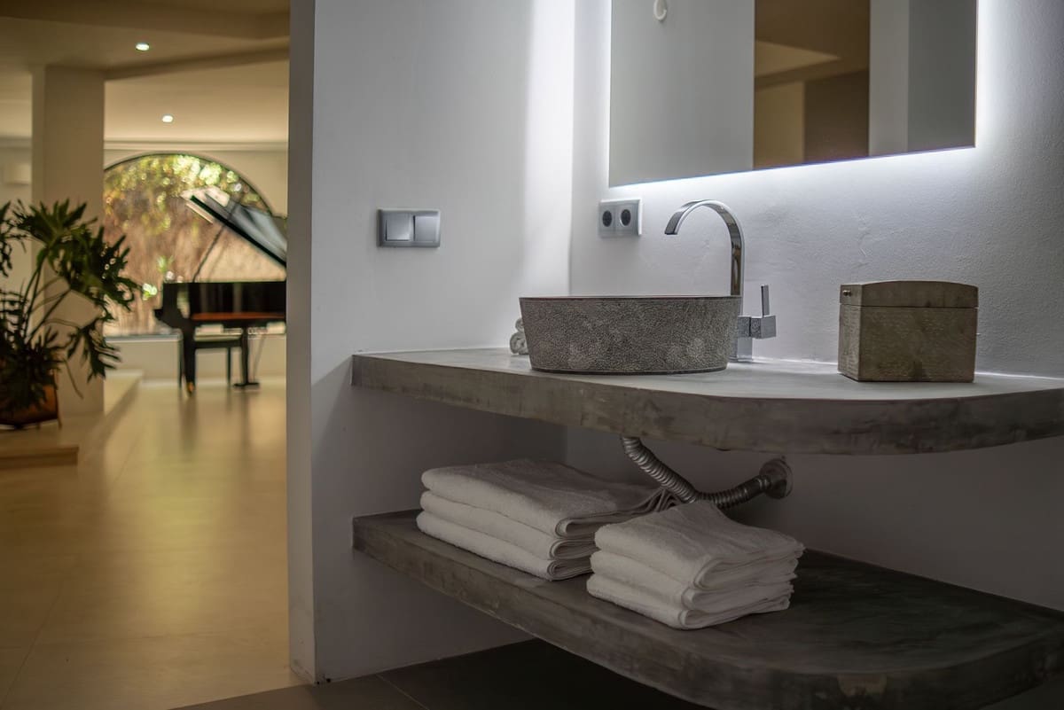 4 camera da letto Villa in vendita in New Golden Mile con garage - 1.495.000 € (Rif: 9540453)