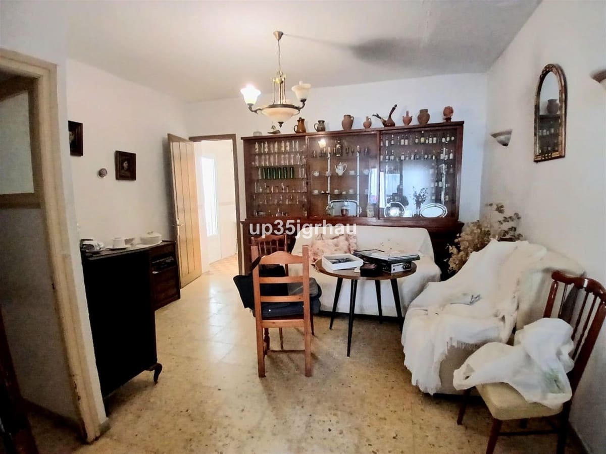 5 quarto Moradia para venda em Estepona - 1 495 000 € (Ref: 9540457)