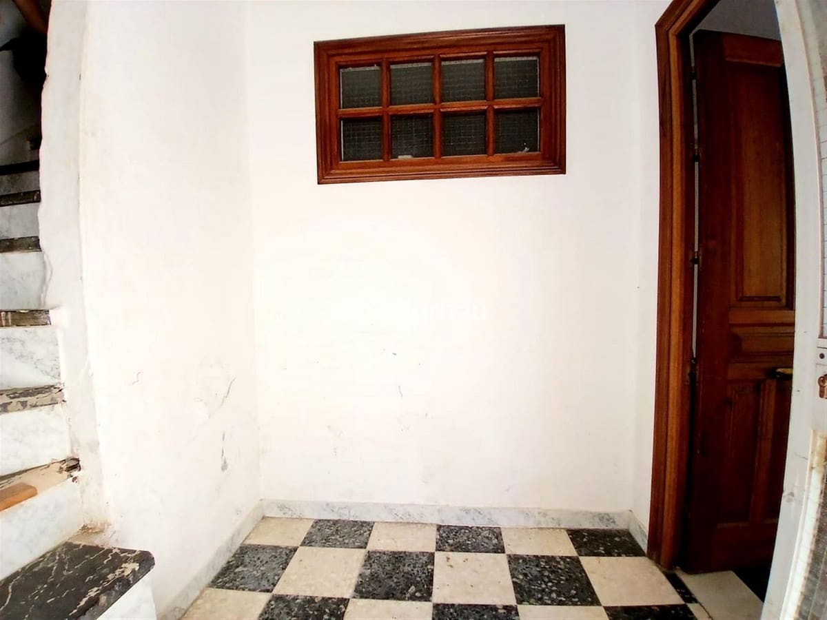 5 quarto Moradia para venda em Estepona - 1 495 000 € (Ref: 9540457)