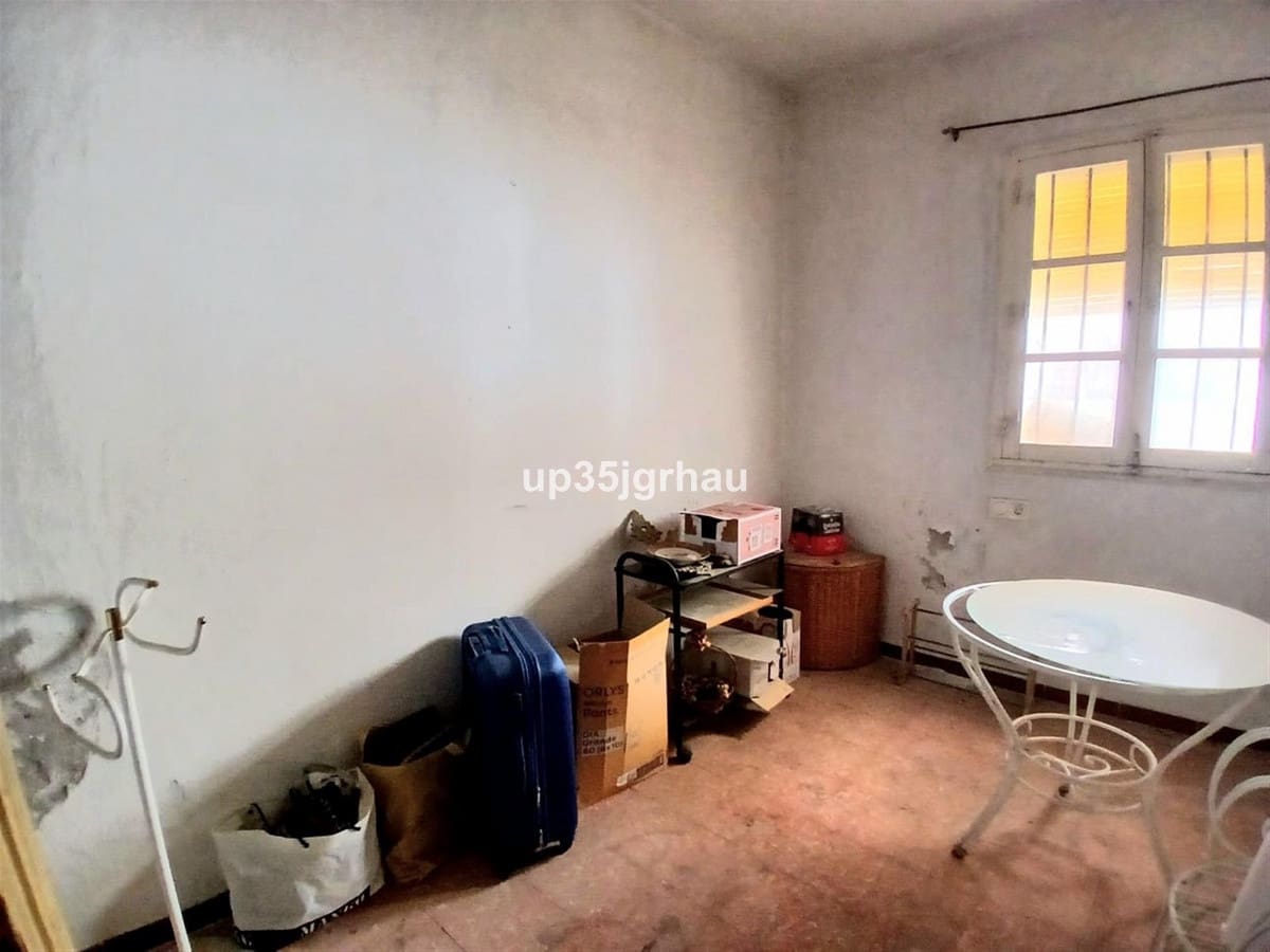 5 quarto Moradia para venda em Estepona - 1 495 000 € (Ref: 9540457)