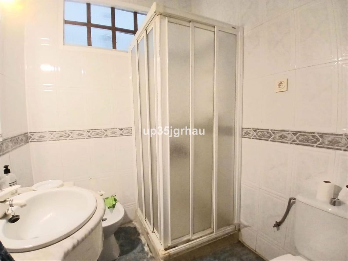 5 quarto Moradia para venda em Estepona - 1 495 000 € (Ref: 9540457)