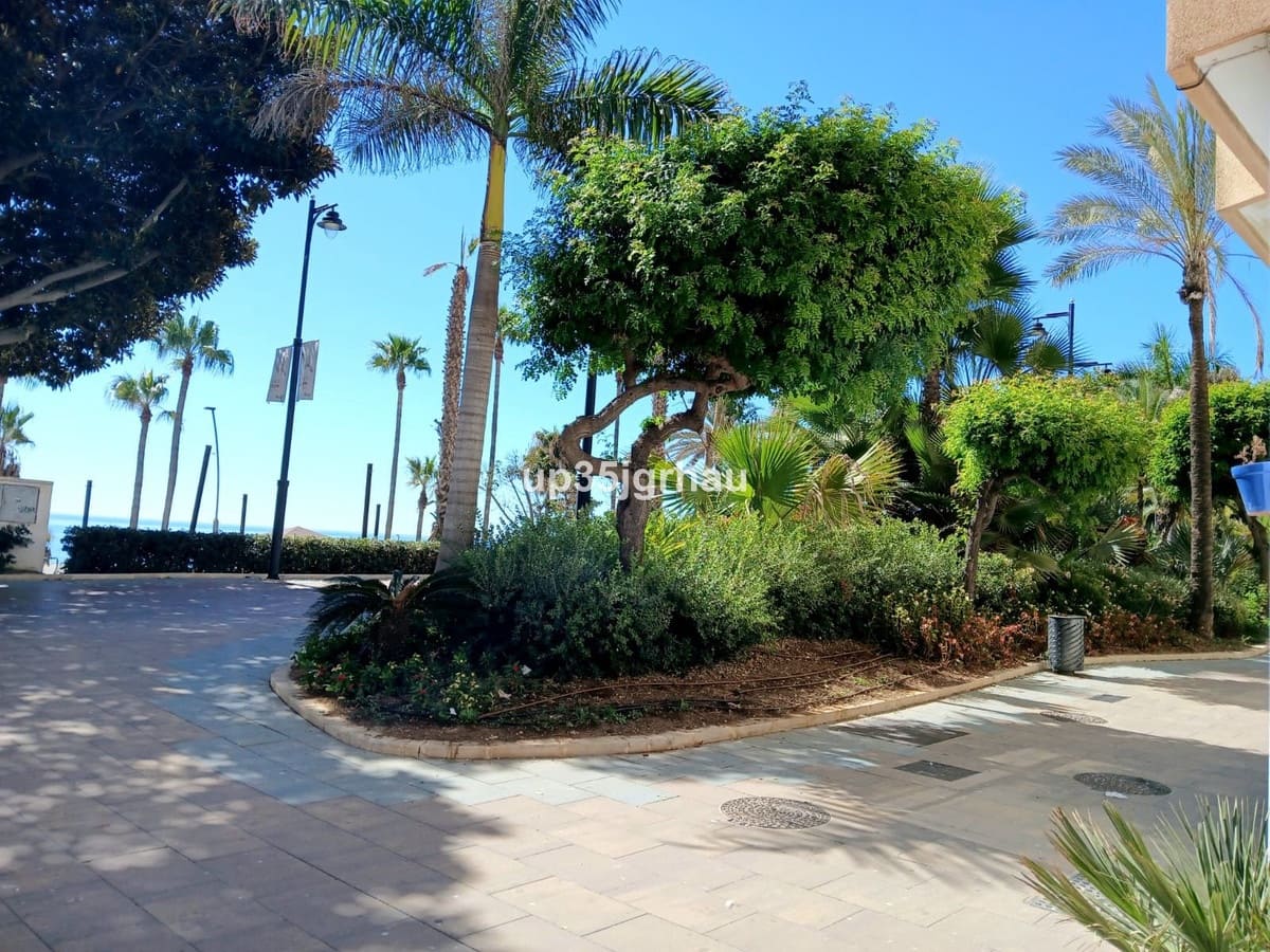 5 quarto Moradia para venda em Estepona - 1 495 000 € (Ref: 9540457)