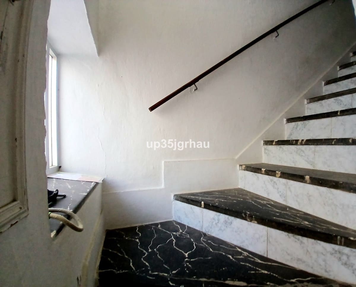 5 quarto Moradia para venda em Estepona - 1 495 000 € (Ref: 9540457)