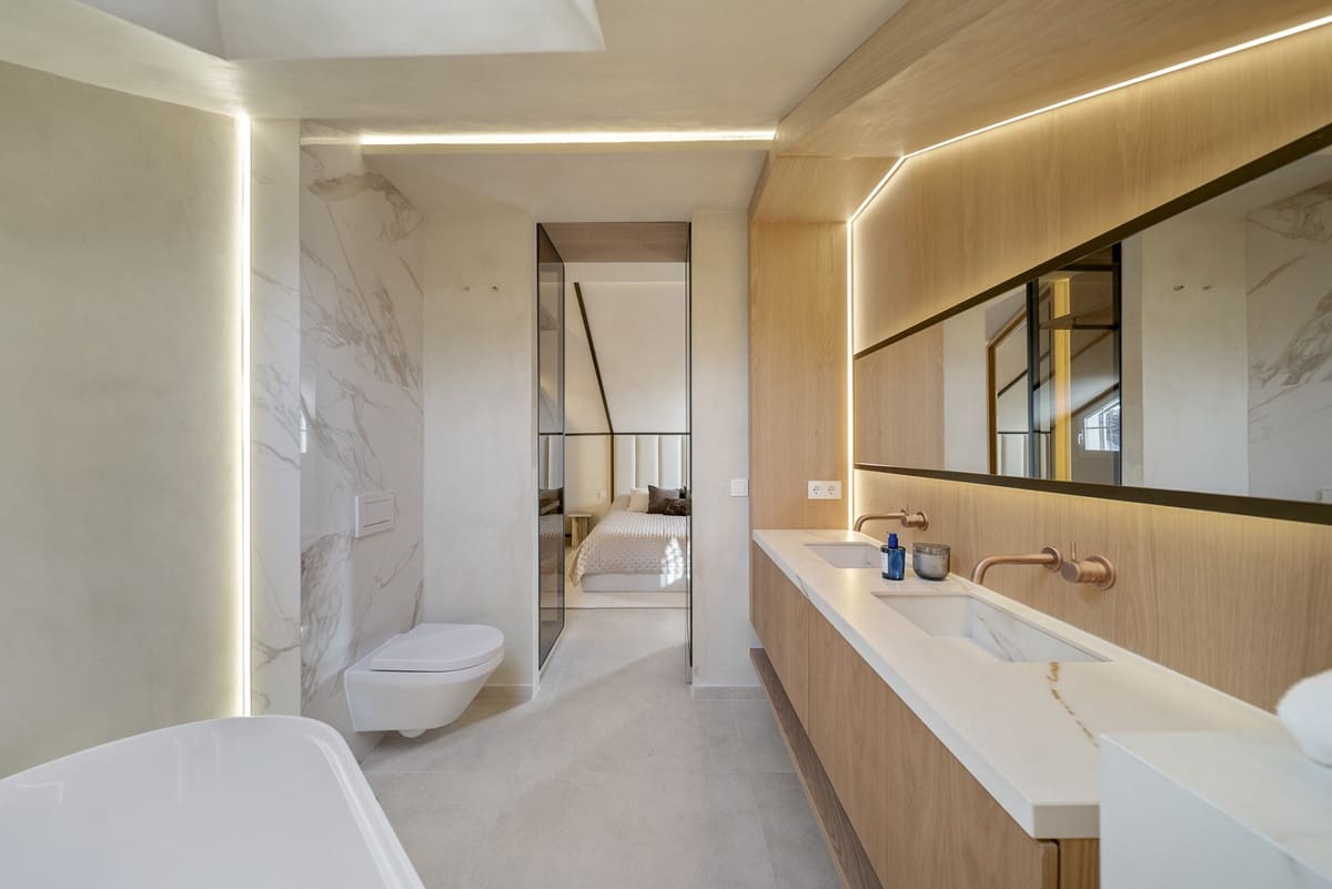 3 bedroom Townhouse for sale in Golden Mile with pool - € 1,495,000 (Ref: 9540461)