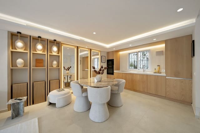 3 camera da letto Casa in vendita in Golden Mile, Marbella con piscina - 1.495.000 € (Rif: 9540461)