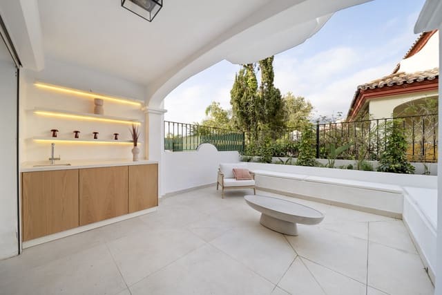 3 camera da letto Casa in vendita in Golden Mile, Marbella con piscina - 1.495.000 € (Rif: 9540461)