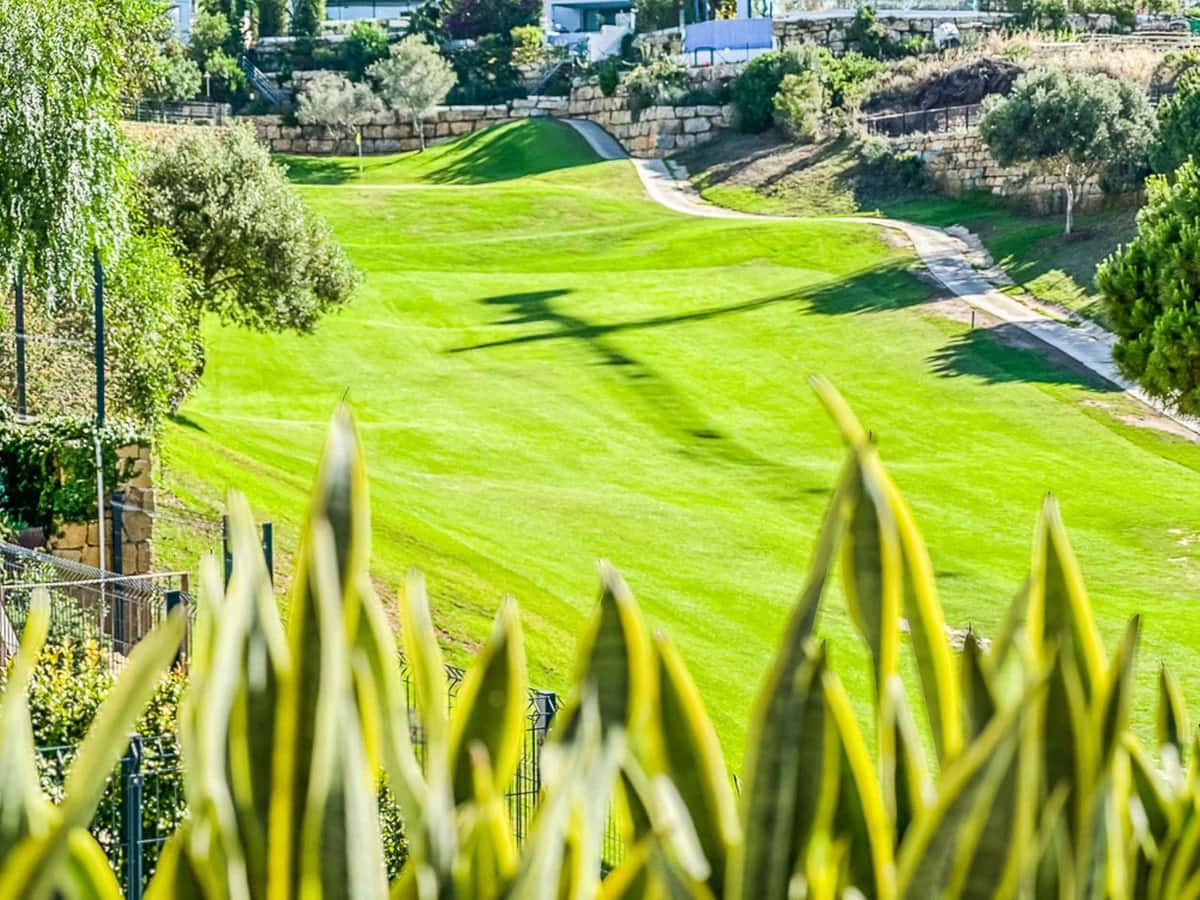 3 soveværelse Semi-Rækkehus til salg i Marbella med swimmingpool - € 1.495.000 (Ref: 9540462)