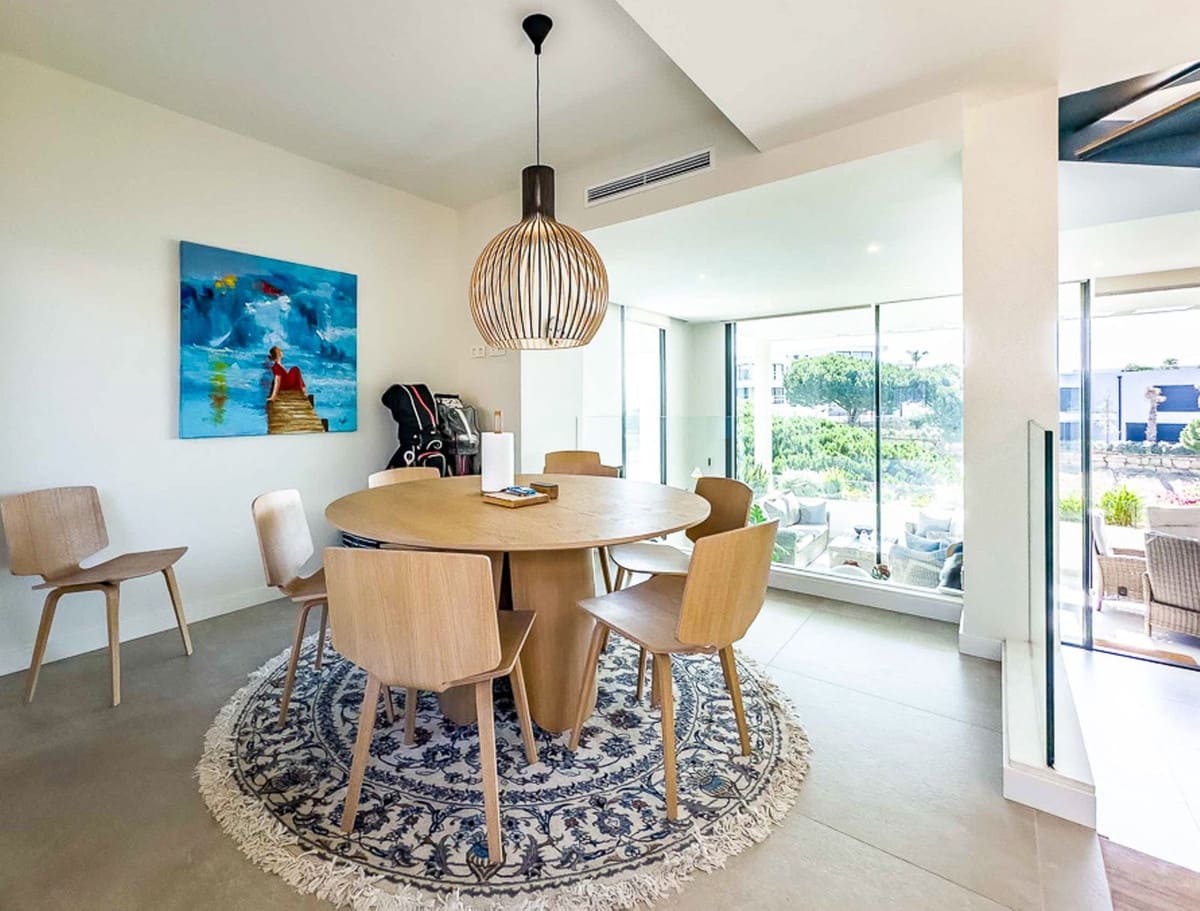 3 soveværelse Semi-Rækkehus til salg i Marbella med swimmingpool - € 1.495.000 (Ref: 9540462)