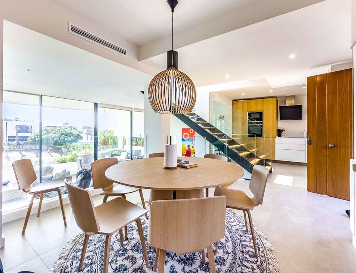 3 soveværelse Semi-Rækkehus til salg i Marbella med swimmingpool - € 1.495.000 (Ref: 9540462)