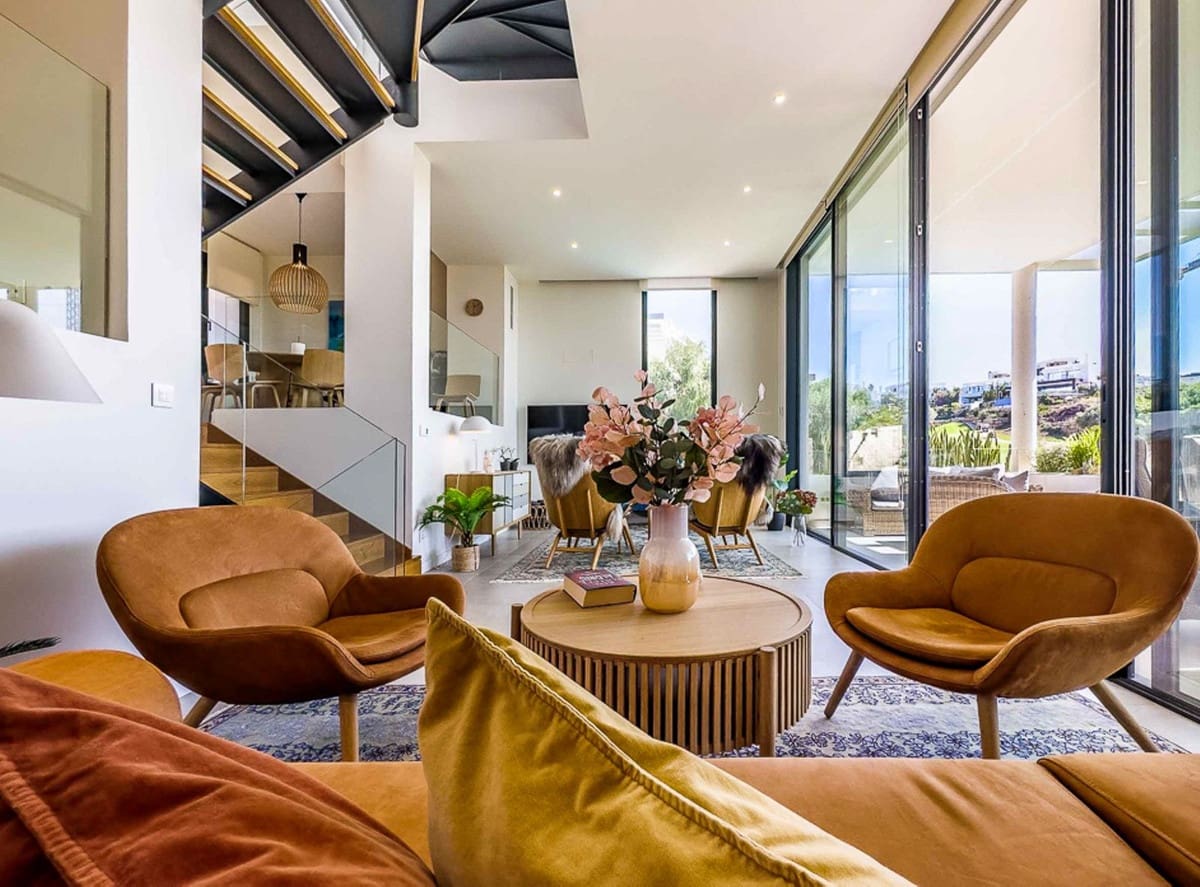 3 soveværelse Semi-Rækkehus til salg i Marbella med swimmingpool - € 1.495.000 (Ref: 9540462)