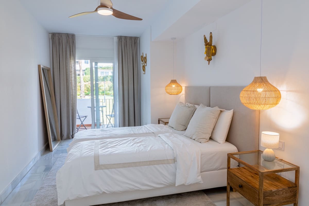 3 soveværelse Byhus til salg i Nueva Andalucia med swimmingpool - € 1.499.000 (Ref: 9540468)