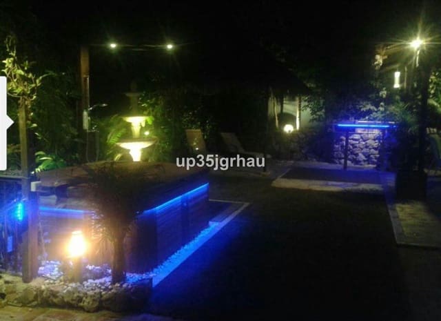 3 soverom Leilighet til salgs i Centro, Estepona med svømmebasseng garasje - € 1 499 900 (Ref: 9540469)