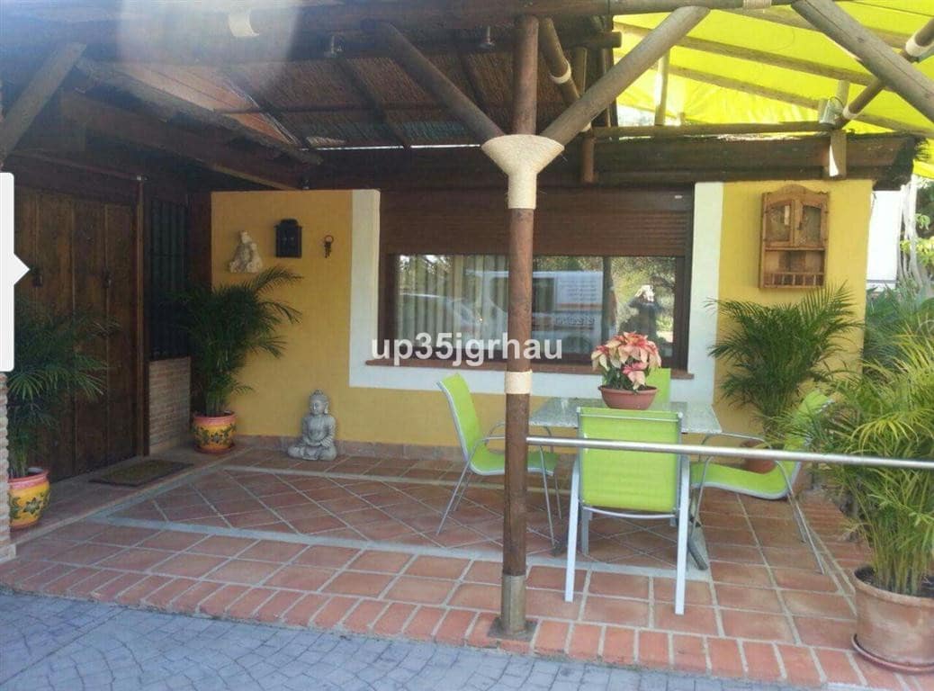 3 soverom Leilighet til salgs i Estepona med svømmebasseng garasje - € 1 499 900 (Ref: 9540469)