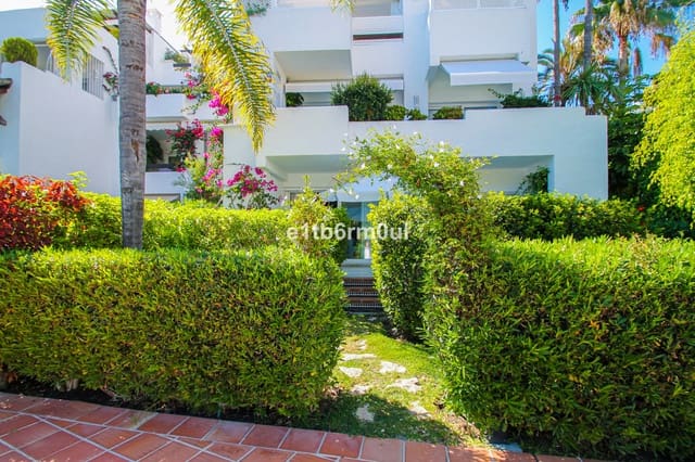 2 soverom Leilighet til salgs i Golden Mile, Marbella med svømmebasseng - € 1 500 000 (Ref: 9540470)