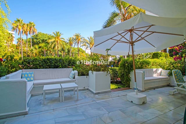 2 soverom Leilighet til salgs i Golden Mile, Marbella med svømmebasseng - € 1 500 000 (Ref: 9540470)