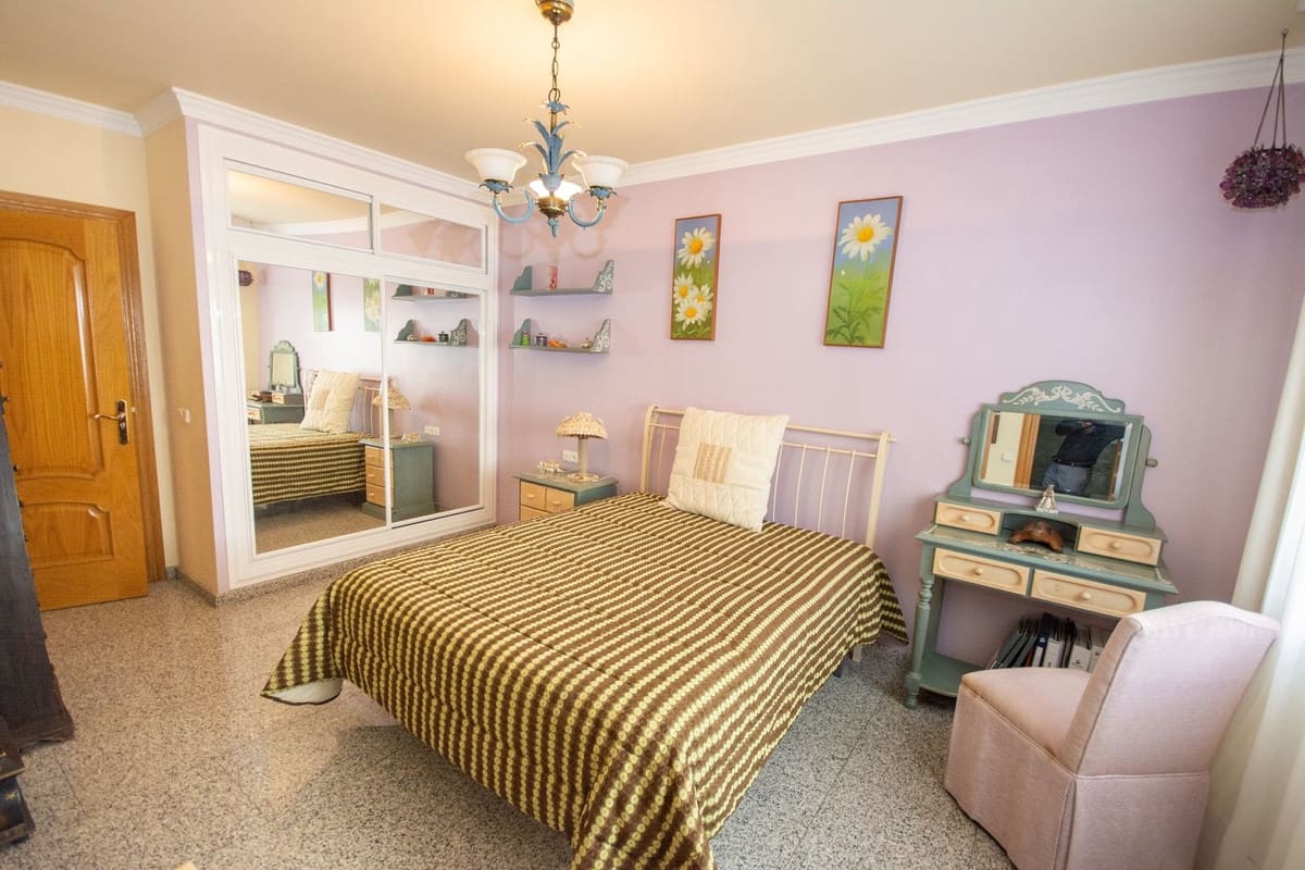 5 sovrum Villa till salu i Mijas med garage - 1 500 000 € (Ref: 9540477)