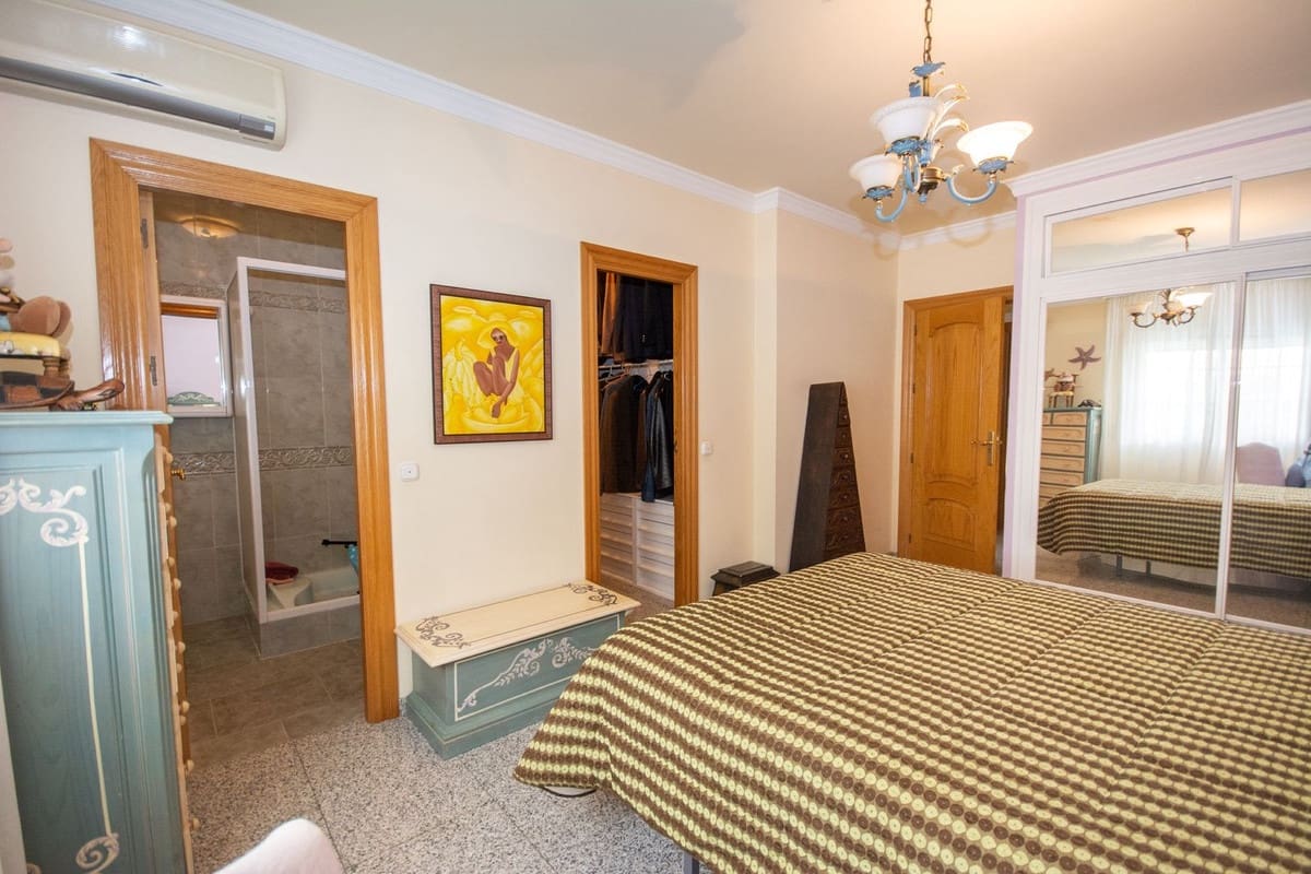 5 sovrum Villa till salu i Mijas med garage - 1 500 000 € (Ref: 9540477)