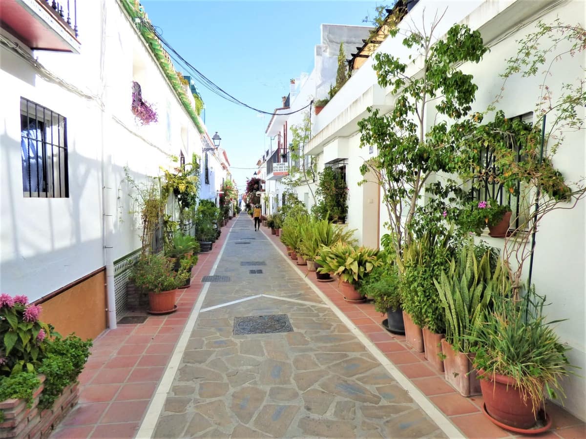 3 bedroom Townhouse for sale in Marbella - € 1,500,000 (Ref: 9540481)