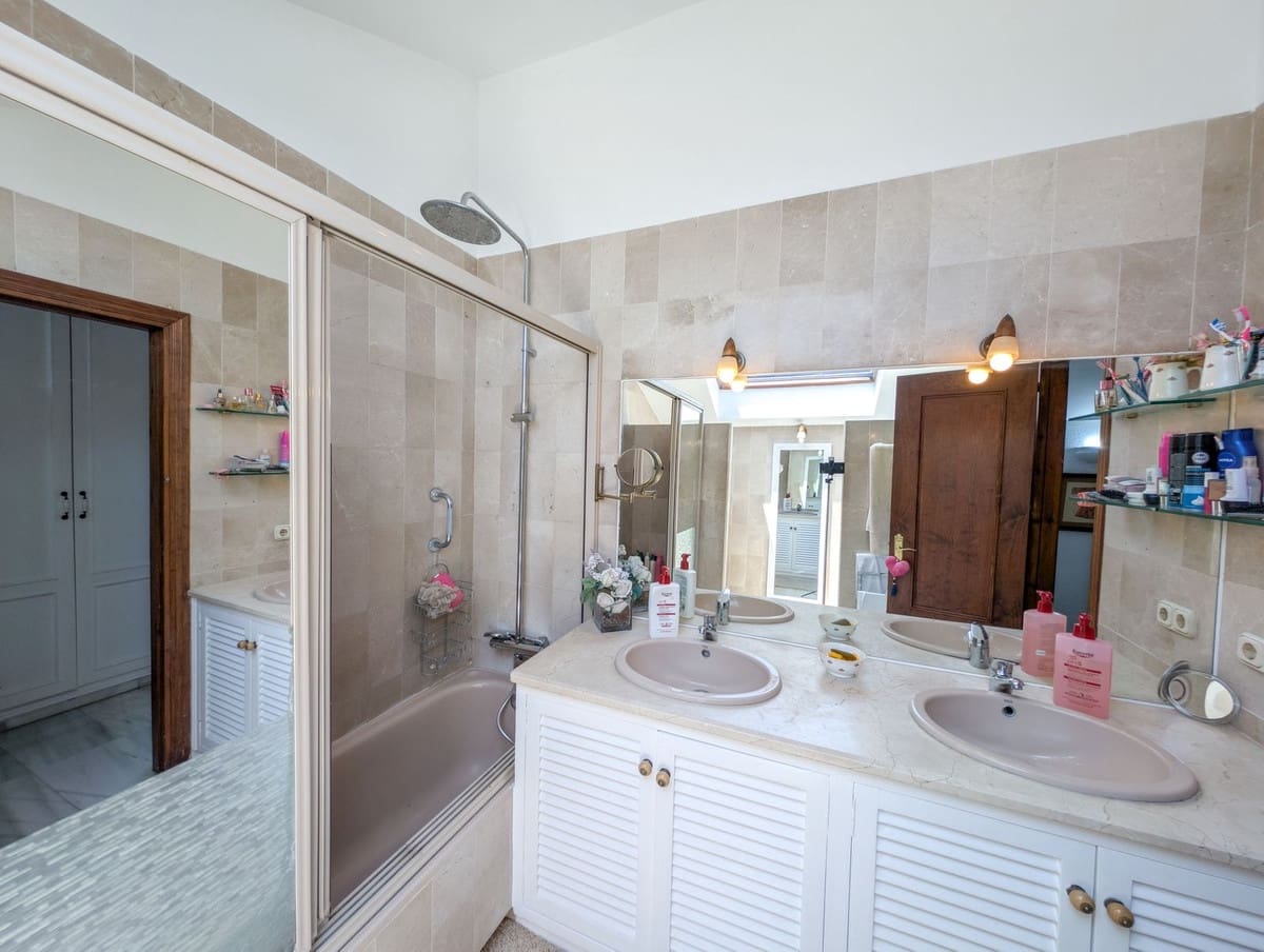 3 soveværelse Penthouse til salg i Marbella - € 725.000 (Ref: 9540483)