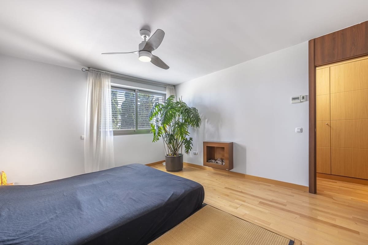 5 bedroom Penthouse for sale in La Cala de Mijas with pool - € 739,000 (Ref: 9540484)