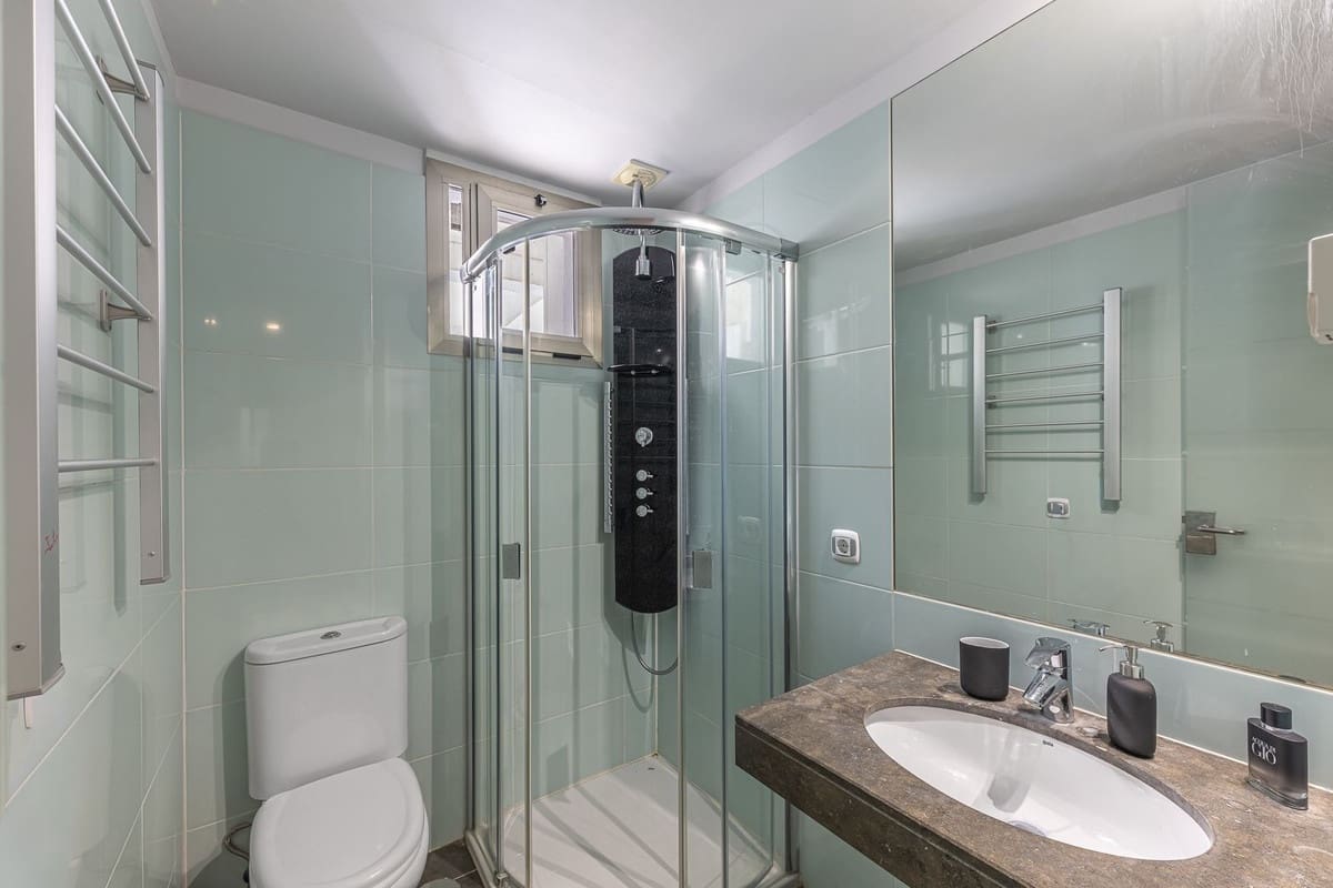 5 bedroom Penthouse for sale in La Cala de Mijas with pool - € 739,000 (Ref: 9540484)