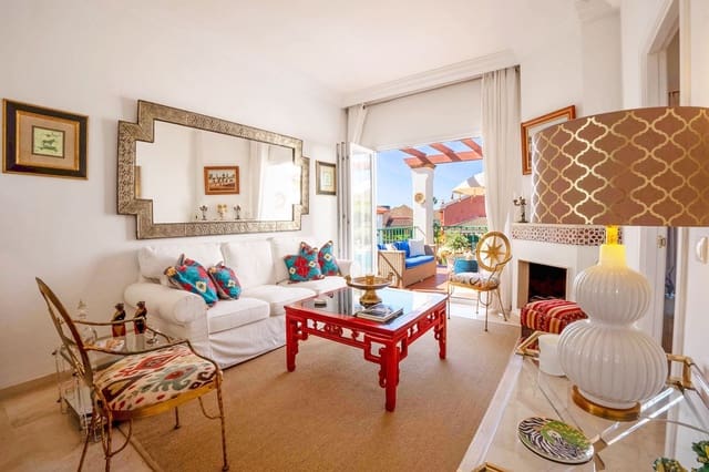 Ático de 3 habitaciones en Marbesa, Marbella en venta con piscina - 749.990 € (Ref: 9540485)