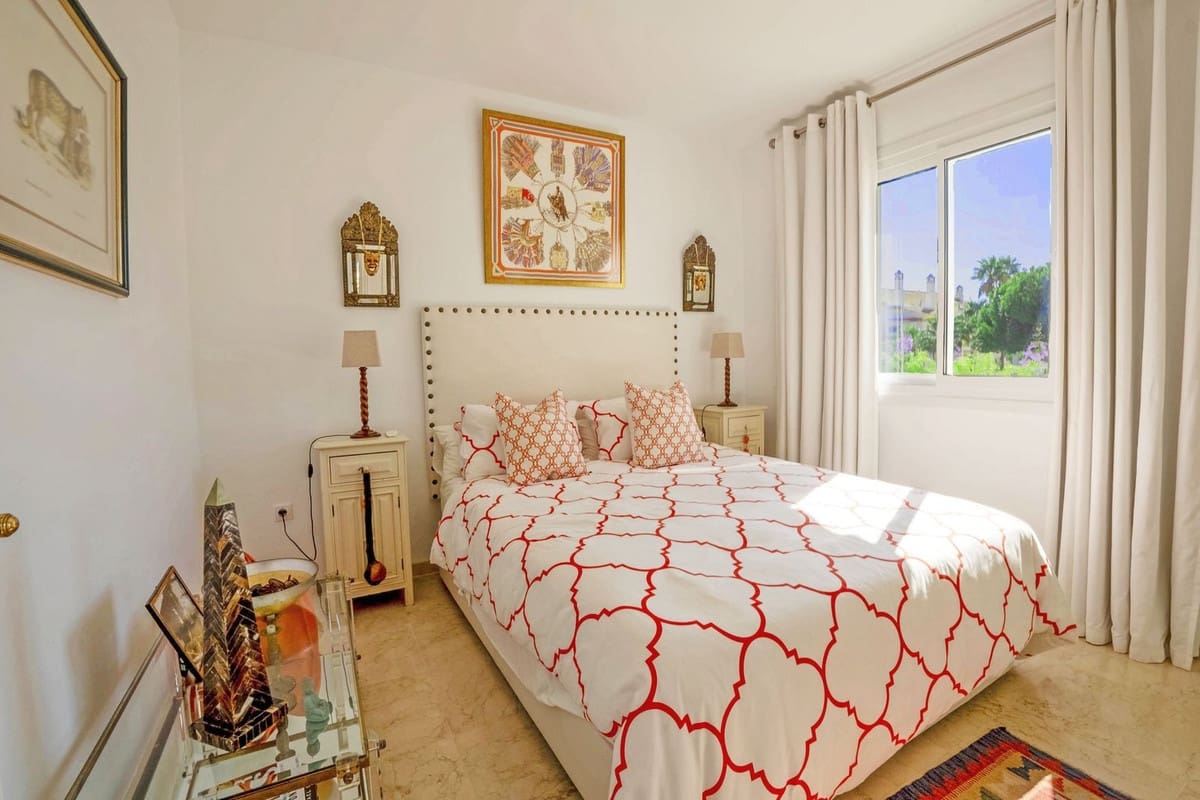 3 sypialnia Penthouse na sprzedaż w Marbesa z basenem - 749 990 € (Ref: 9540485)