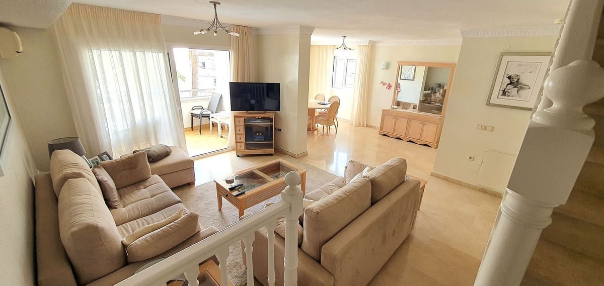 3 soveværelse Penthouse til salg i Marbesa med swimmingpool garage - € 825.000 (Ref: 9540491)