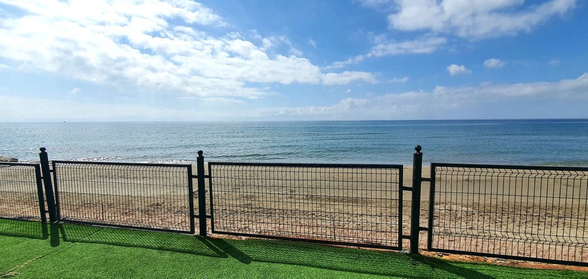 3 soveværelse Penthouse til salg i Marbesa med swimmingpool garage - € 825.000 (Ref: 9540491)