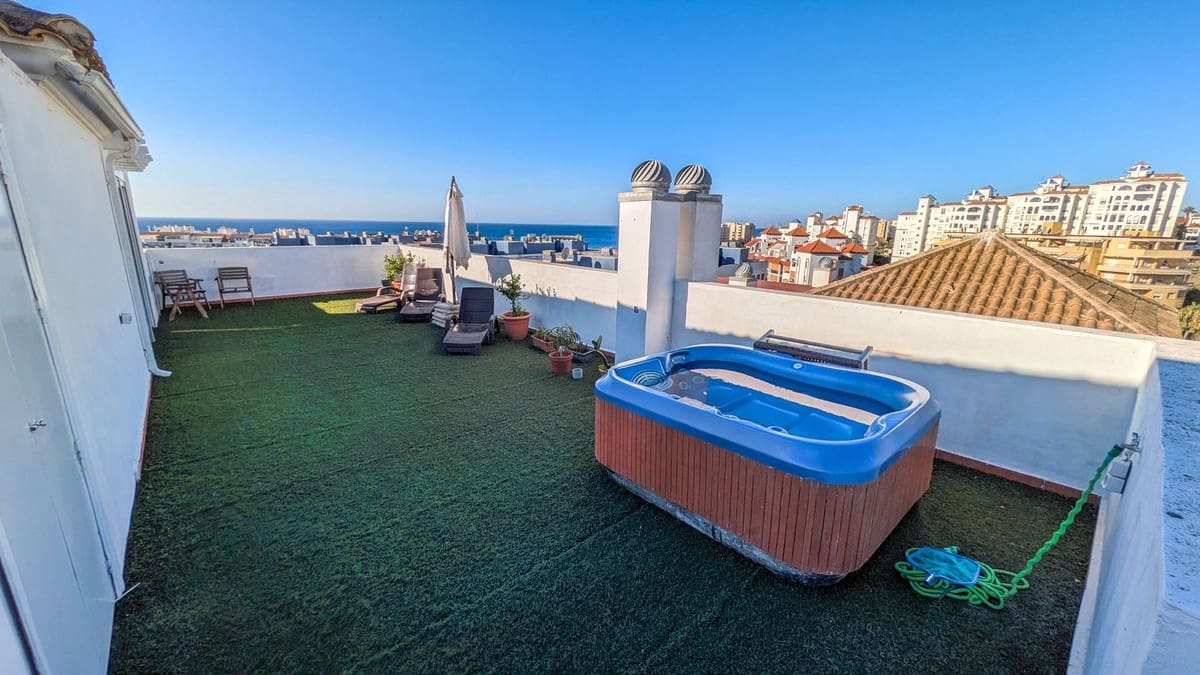 3 Zimmer Penthouse zu verkaufen in Estepona - 850.000 € (Ref: 9540493)