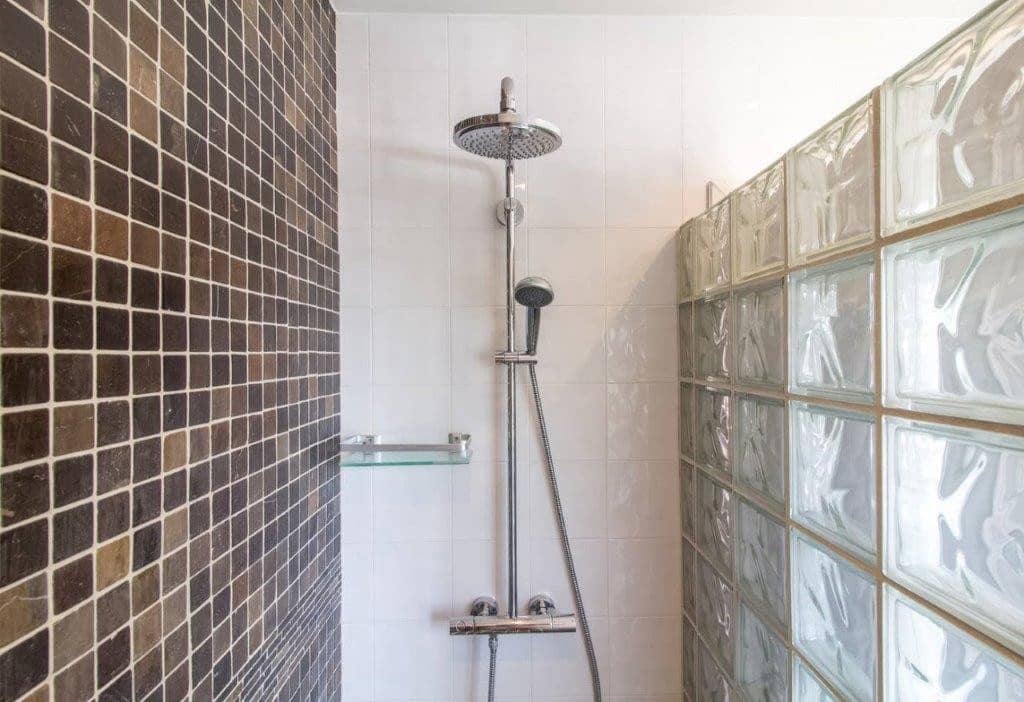 3 sypialnia Apartament na sprzedaż w Benahavis z basenem - 925 000 € (Ref: 9540498)