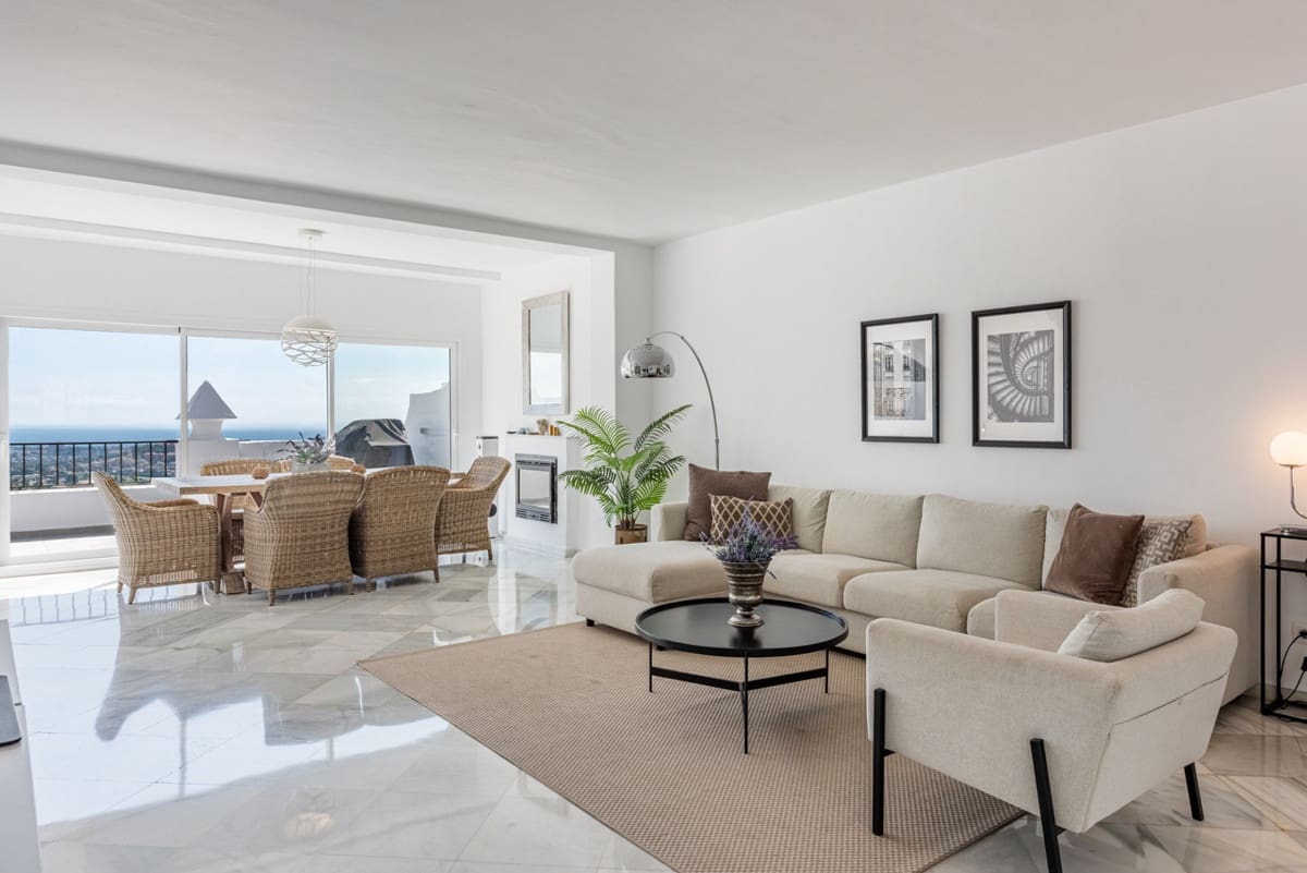 3 sypialnia Apartament na sprzedaż w Benahavis z basenem - 925 000 € (Ref: 9540498)