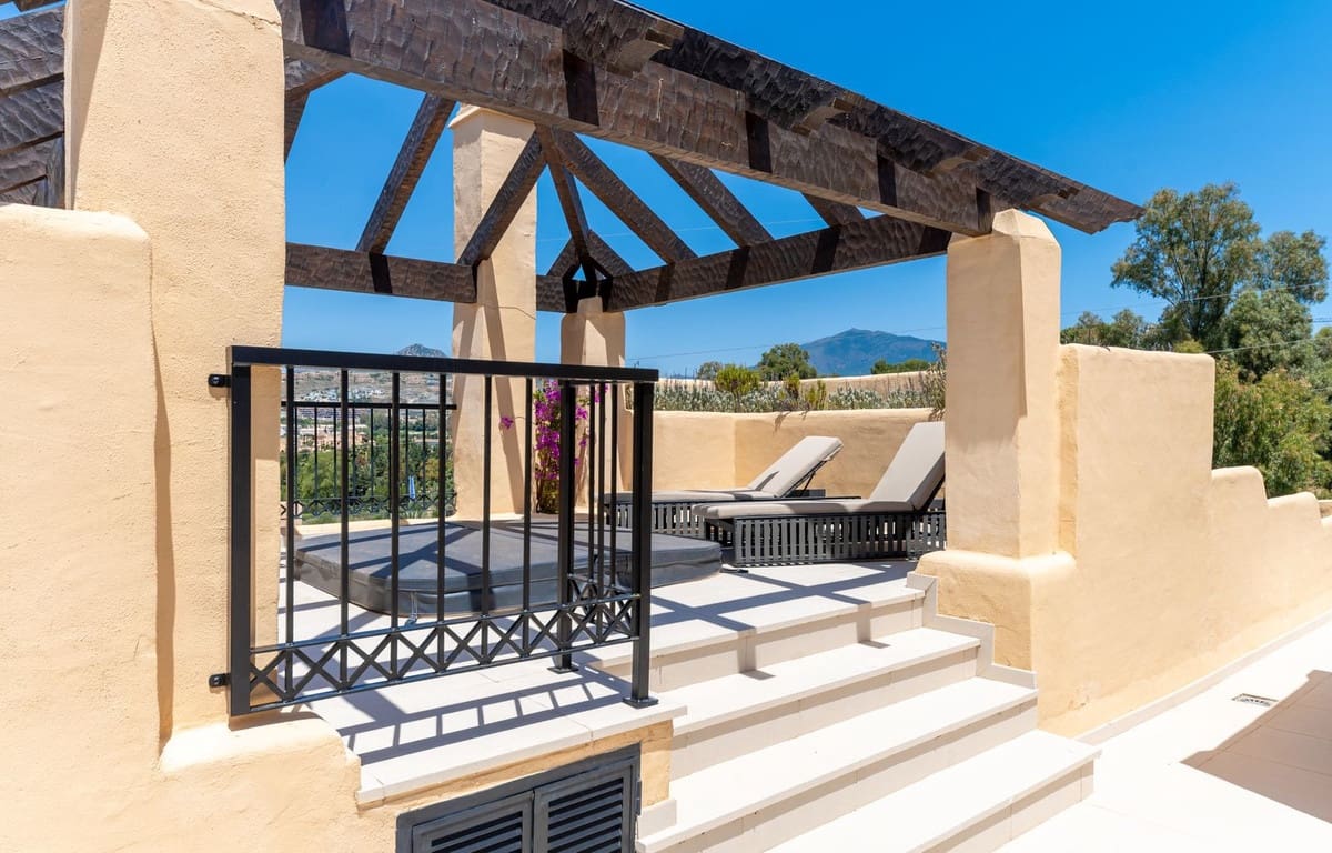 3 slaapkamer Penthouse te koop in Atalaya-Isdabe met zwembad - € 950.000 (Ref: 9540501)