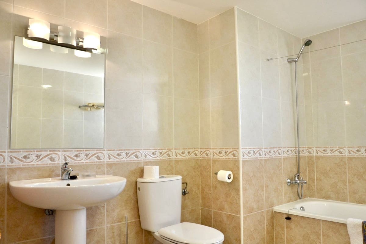 4 soveværelse Penthouse til salg i Guadalmina med swimmingpool garage - € 950.000 (Ref: 9540502)