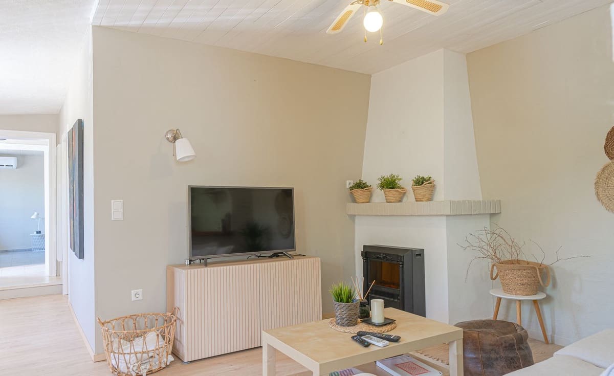 6 soveværelse Finca/Landehus til salg i Alhaurin de la Torre med swimmingpool - € 999.000 (Ref: 9540509)