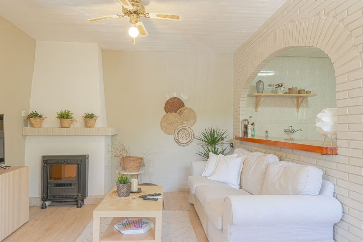 6 soveværelse Finca/Landehus til salg i Alhaurin de la Torre med swimmingpool - € 999.000 (Ref: 9540509)