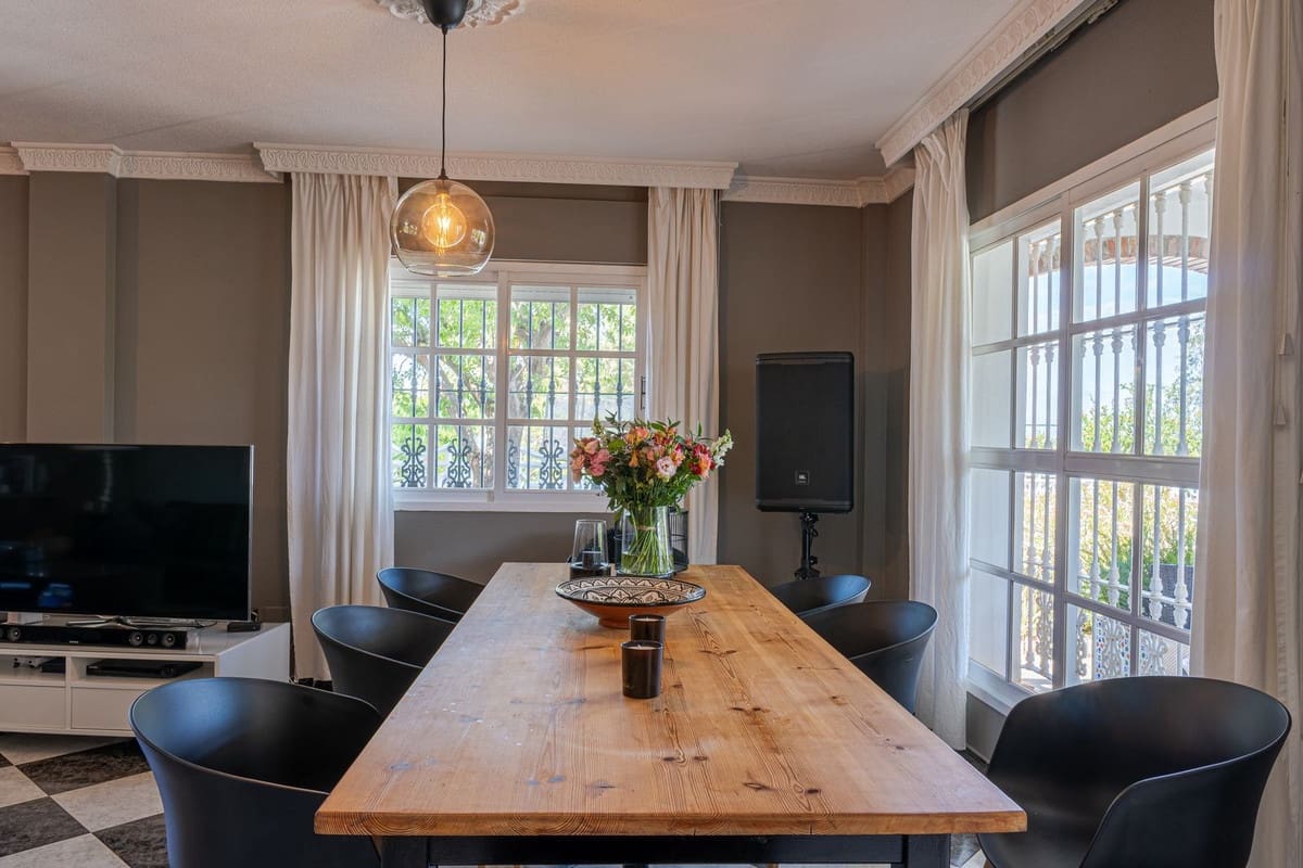 6 soveværelse Finca/Landehus til salg i Alhaurin de la Torre med swimmingpool - € 999.000 (Ref: 9540509)