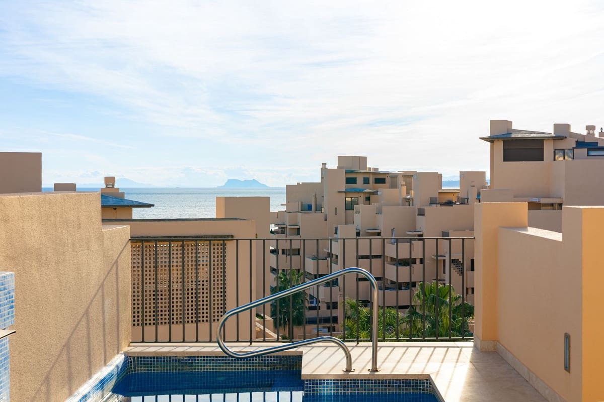 4 slaapkamer Penthouse te koop in Cancelada met zwembad - € 1.050.000 (Ref: 9540511)