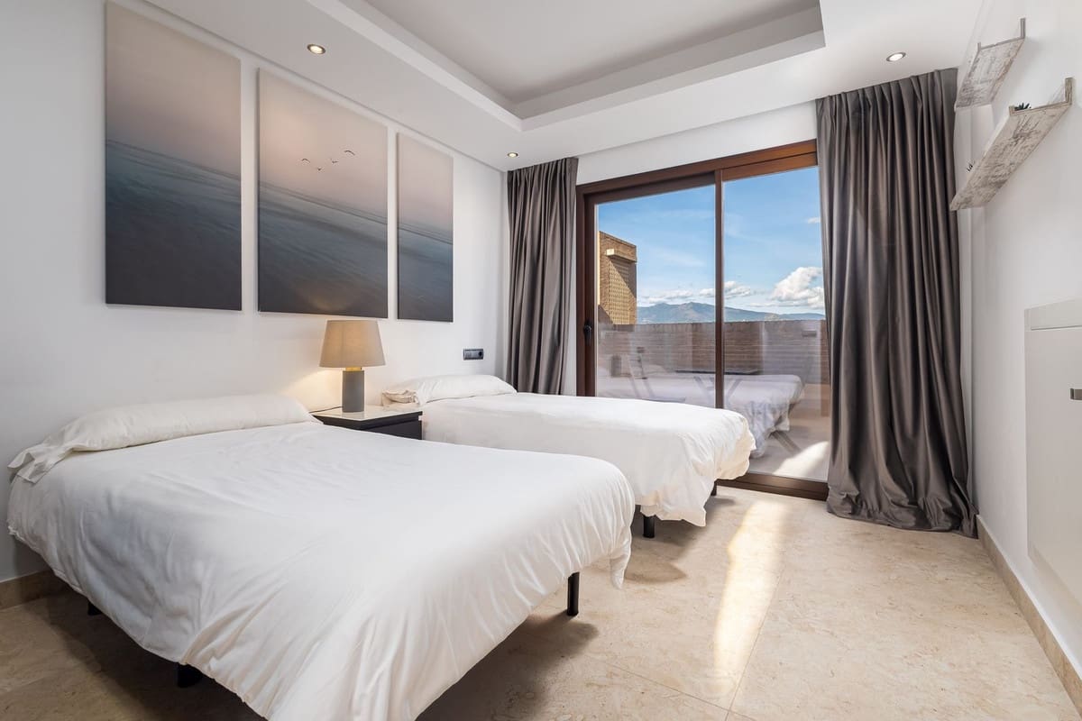 4 slaapkamer Penthouse te koop in Cancelada met zwembad - € 1.050.000 (Ref: 9540511)