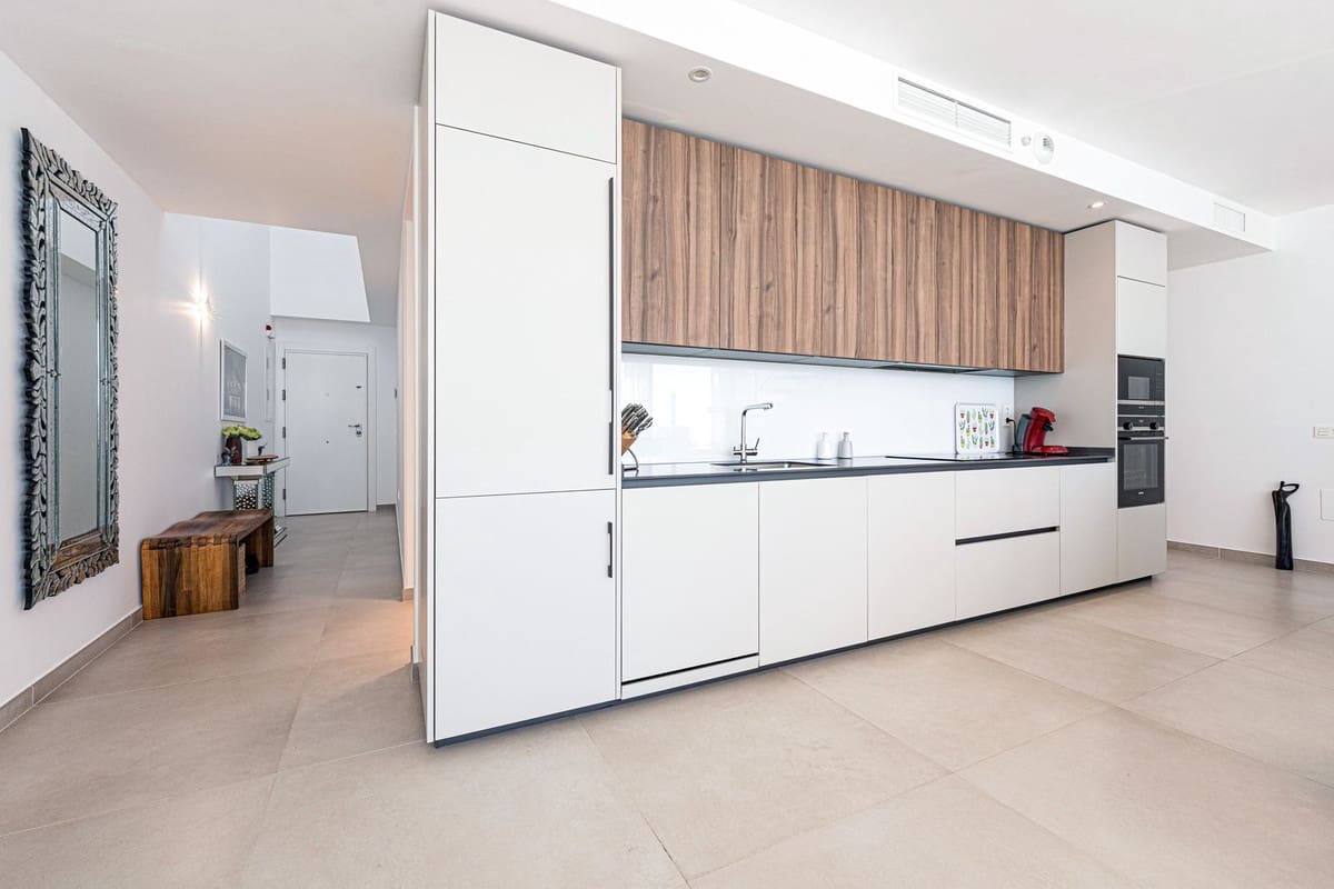 3 soveværelse Penthouse til salg i Benalmadena med swimmingpool garage - € 1.095.000 (Ref: 9540515)