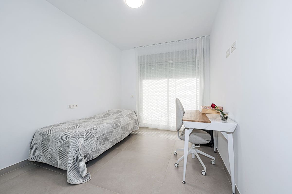 3 soveværelse Penthouse til salg i Benalmadena med swimmingpool garage - € 1.095.000 (Ref: 9540515)