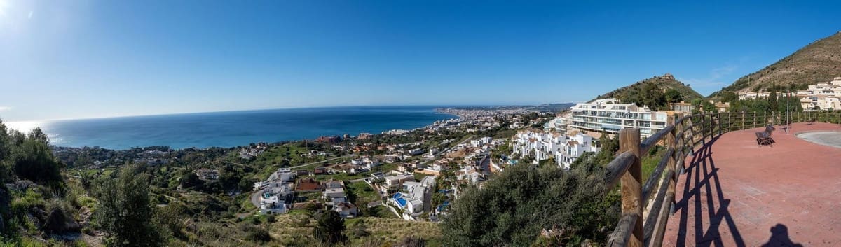 3 soveværelse Penthouse til salg i Benalmadena med swimmingpool garage - € 1.095.000 (Ref: 9540515)